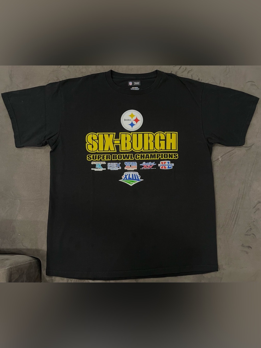 Pittsburgh Steelers 'Six-Burgh' Super Bowl Champions Graphic Tee